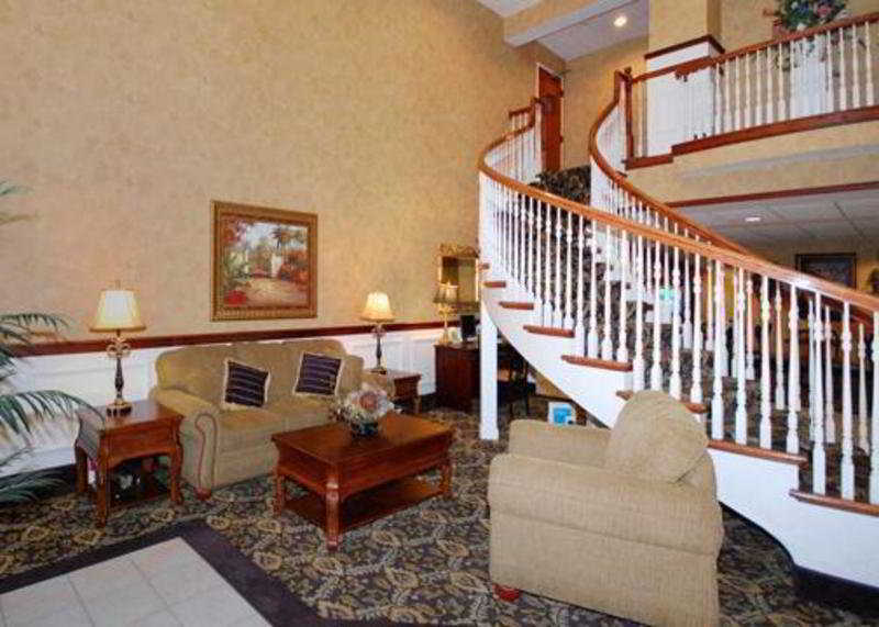 Comfort Suites Airport Колумбус Интерьер фото